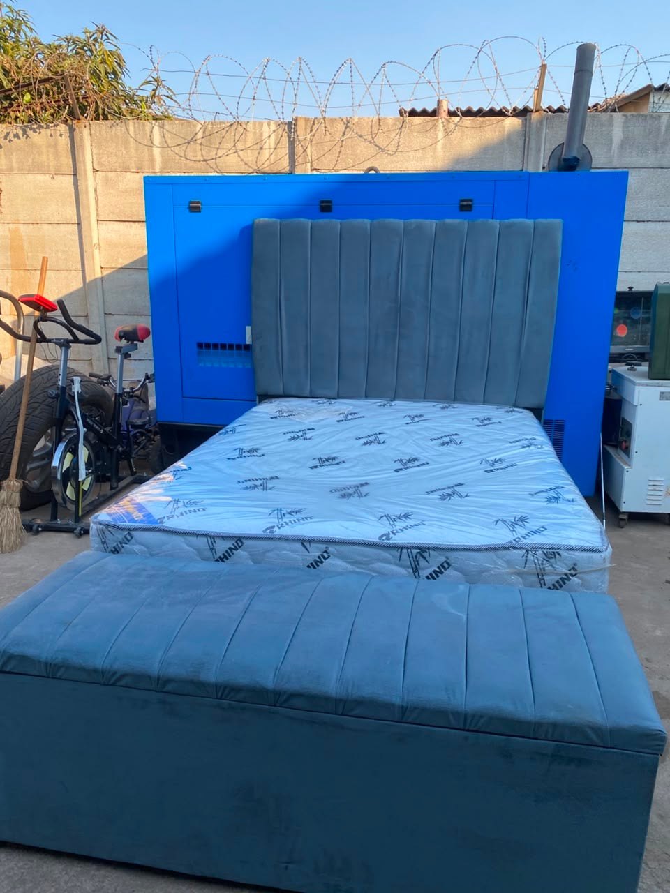 Queen Bed Set