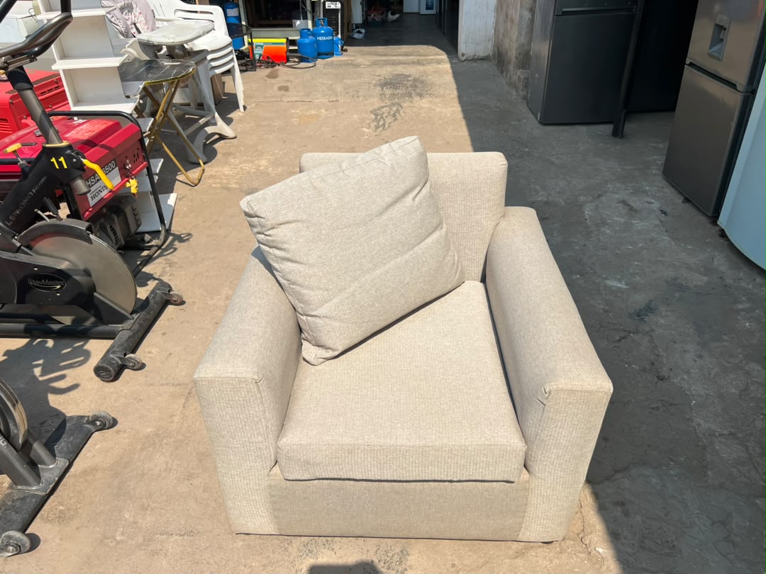Single Seater Couch