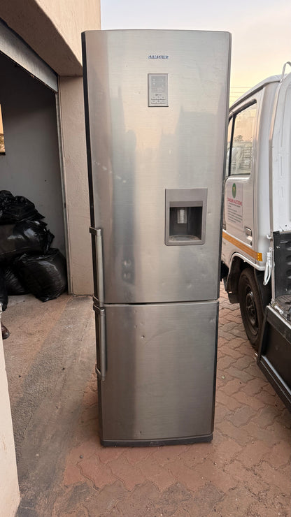 Lot Number  1: QUALITY HOUSEHOLD APPLIANCES, FURNITURE & SHOP FITTINGS FOR SALE