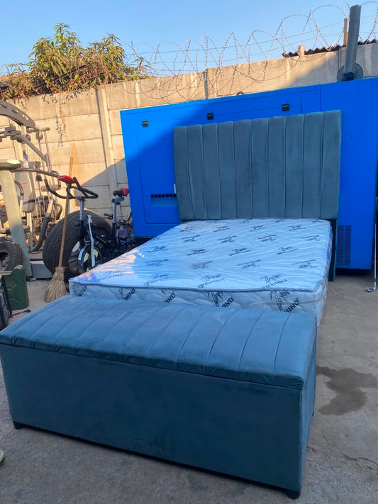 Queen Bed Set