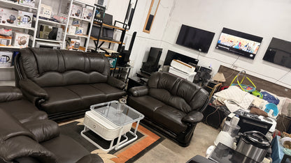The Kingston 100% leather lounge