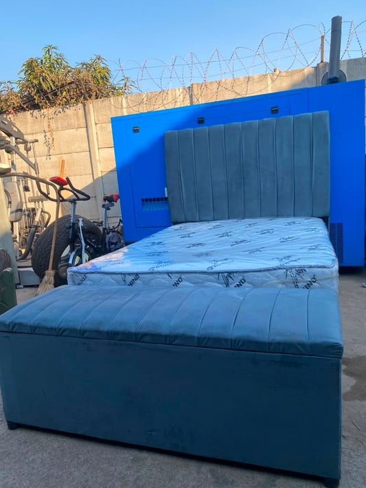 Queen Bed Set