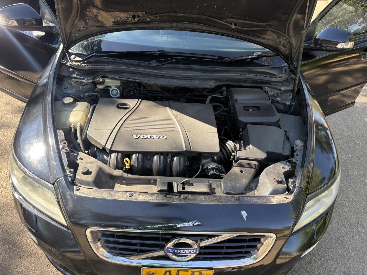 VOLVO V50