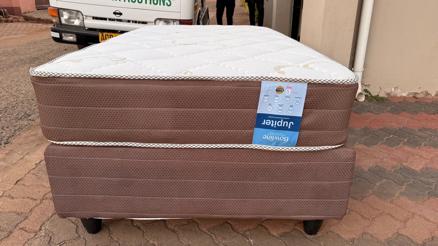 Lot Number  1: QUALITY HOUSEHOLD APPLIANCES, FURNITURE & SHOP FITTINGS FOR SALE