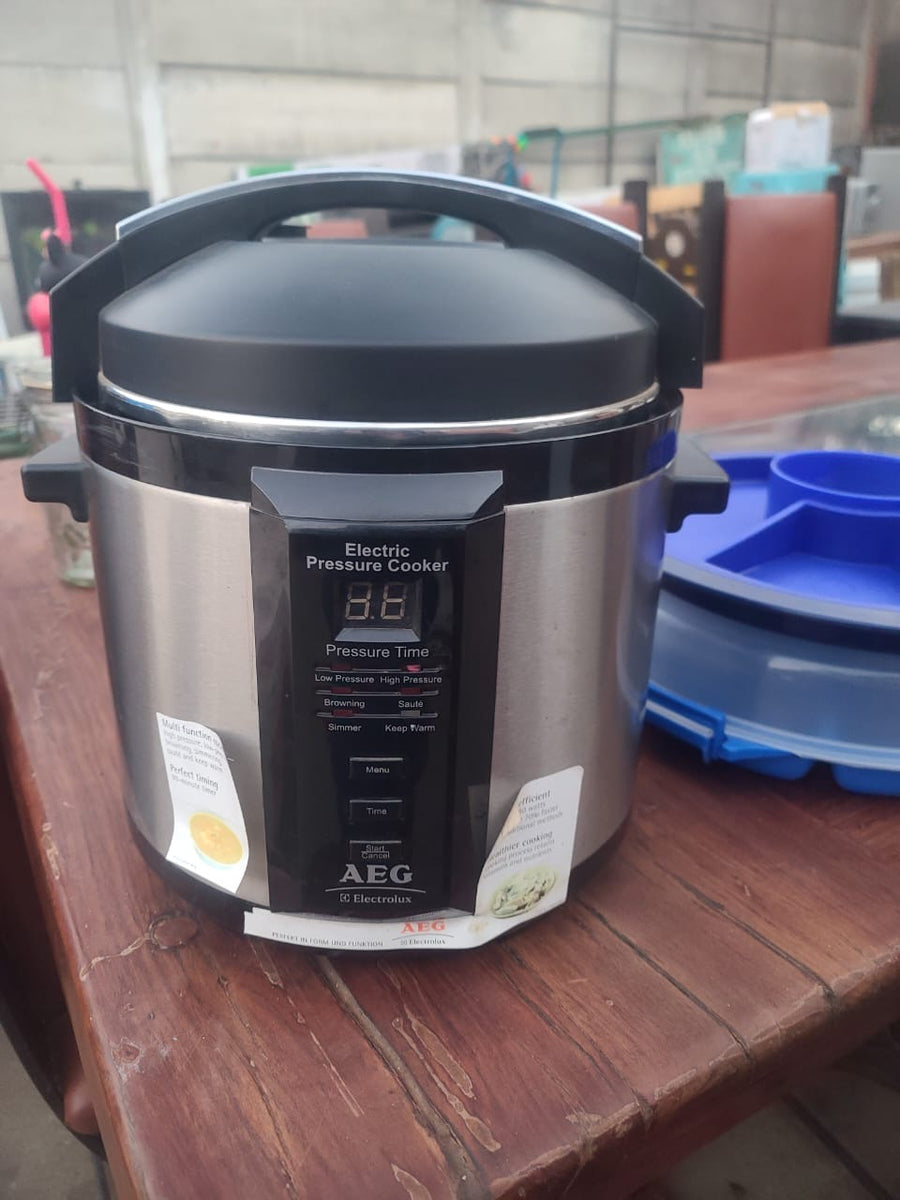 AEG PRESSURE COOKER