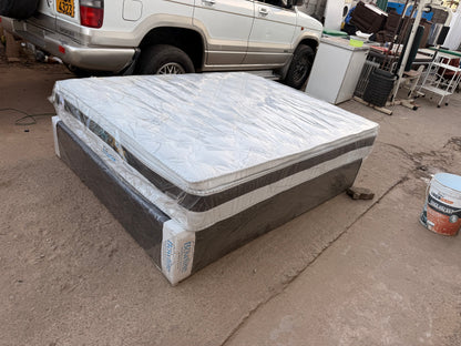 Bowline Queen Size Bed with Pillow Top