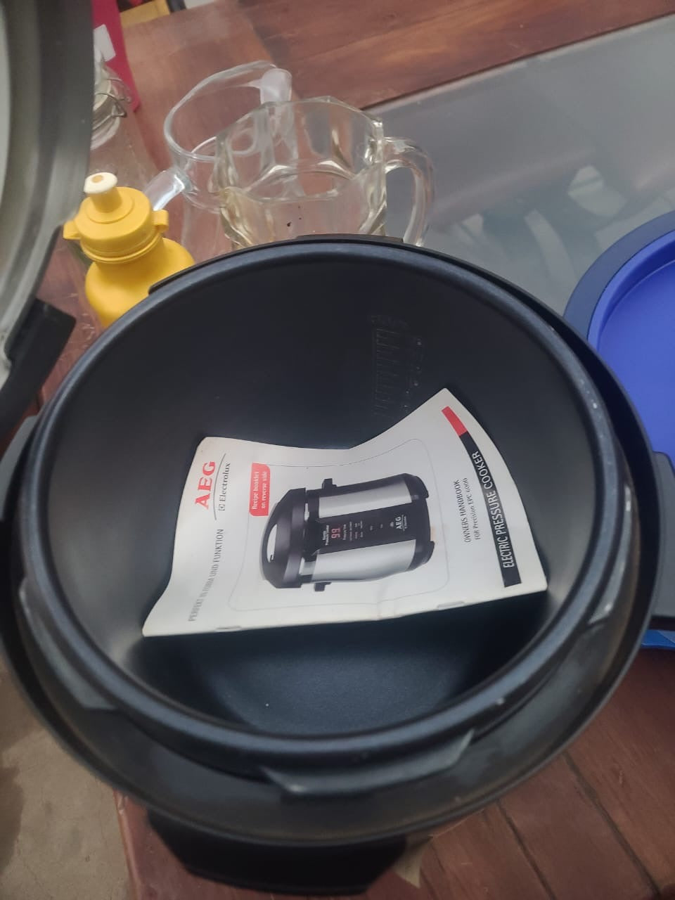 AEG PRESSURE COOKER