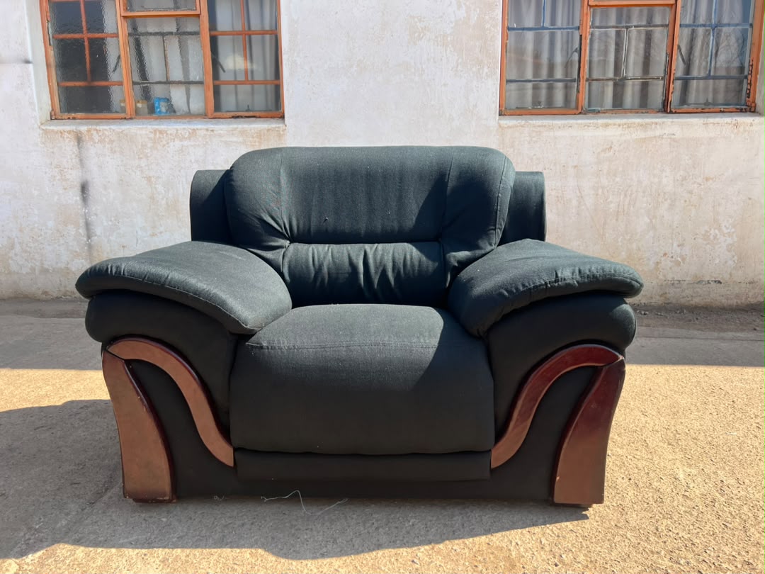 Black Sofa 6 Seater