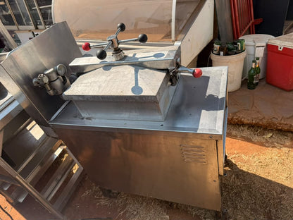 Industrial Kitchen/Catering Equipment
