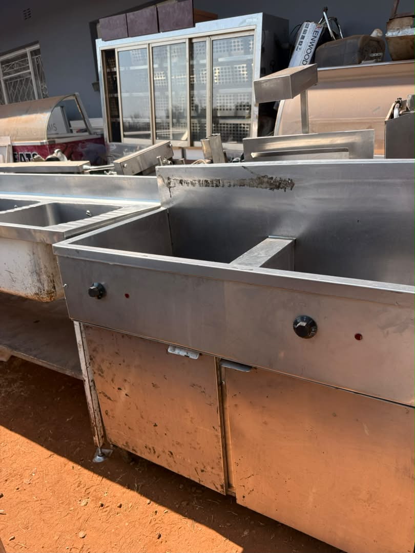 Industrial Kitchen/Catering Equipment