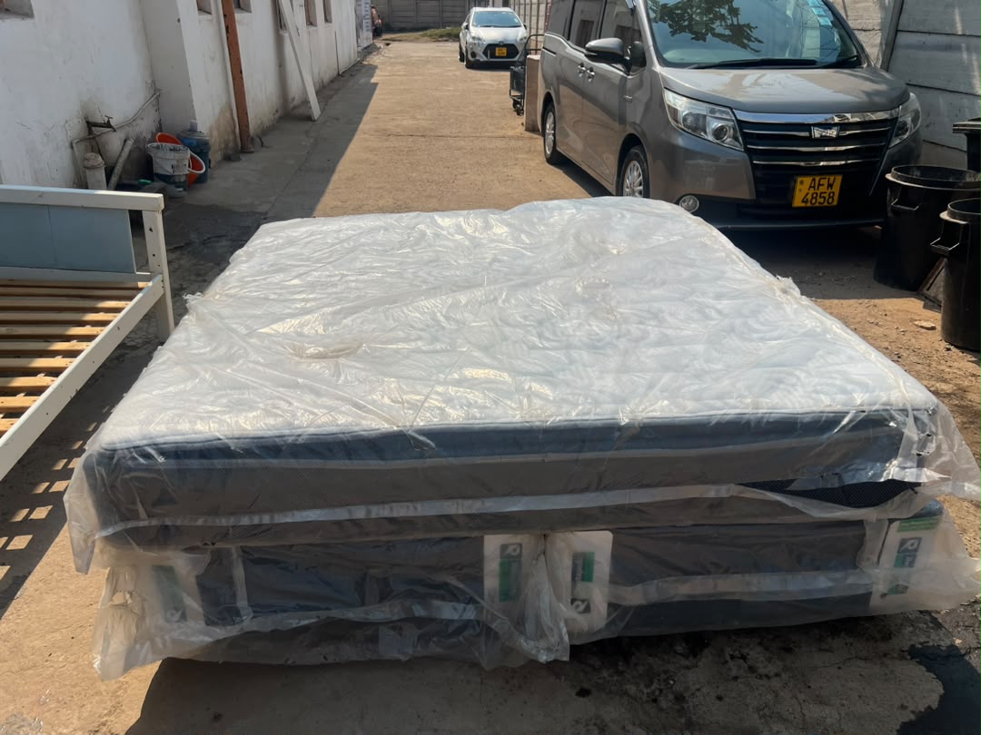 Jasmine Restapedic King Bed