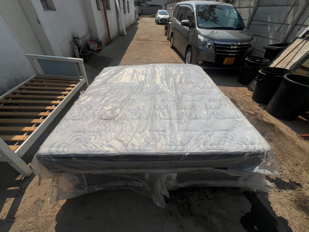 Jasmine Restapedic King Bed