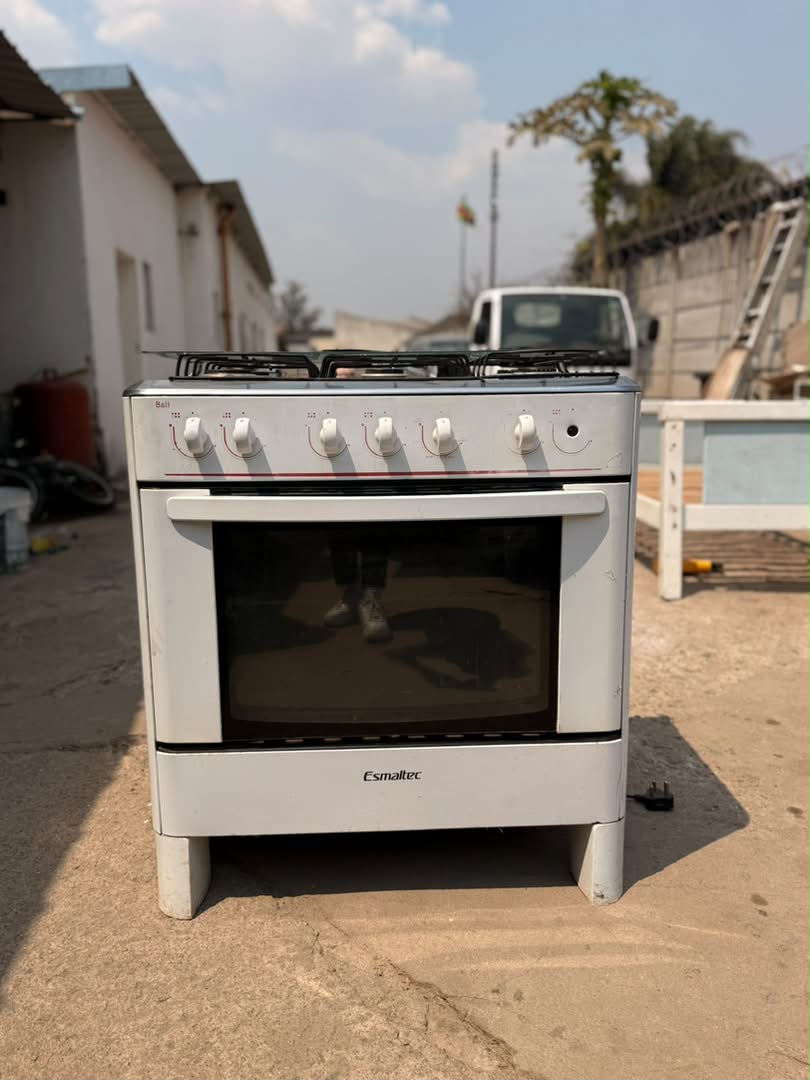 Esmaltec 6 Plate Gas Stove
