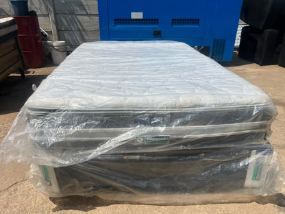 Restapedic Double Standard Bed
