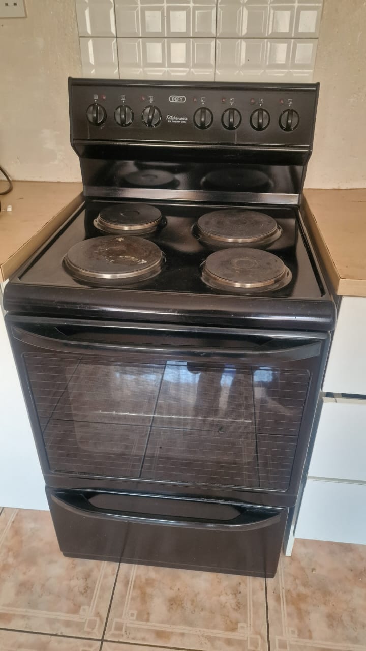 Defy 4 Plate Stove