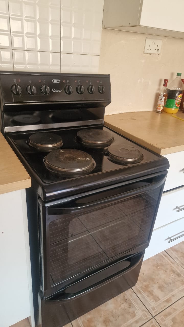 Defy 4 Plate Stove