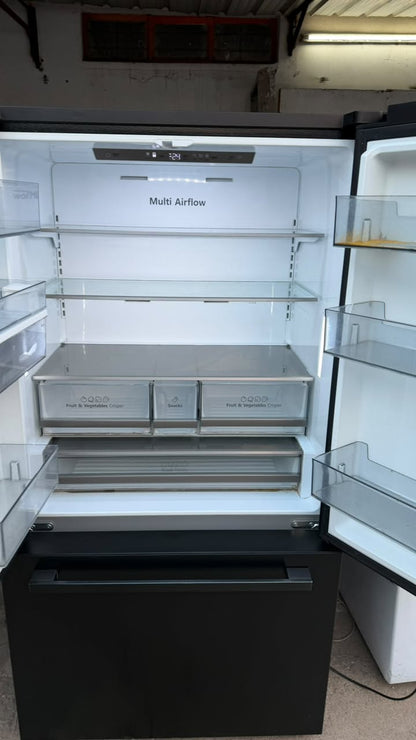 Hisense 575L Fridge