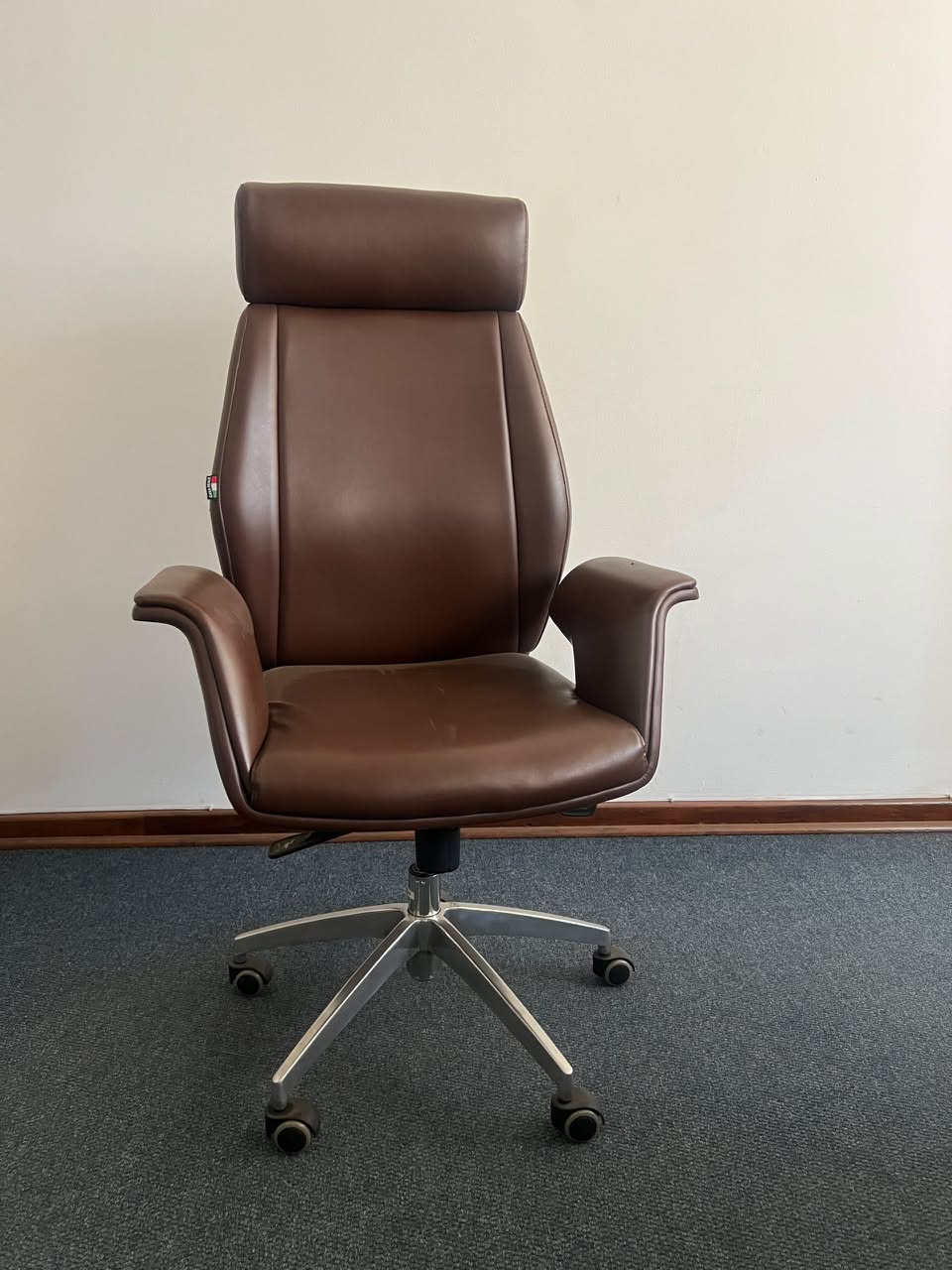 Sweevil Chair