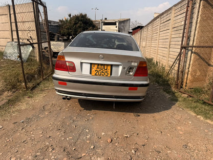 BMW 320i