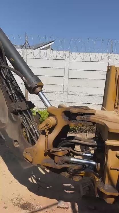 BELL TLB BACKHOE LOADER